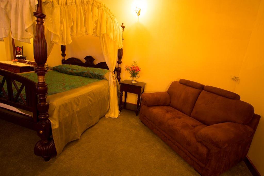 The Firs Villa Nuwara Eliya Bilik gambar